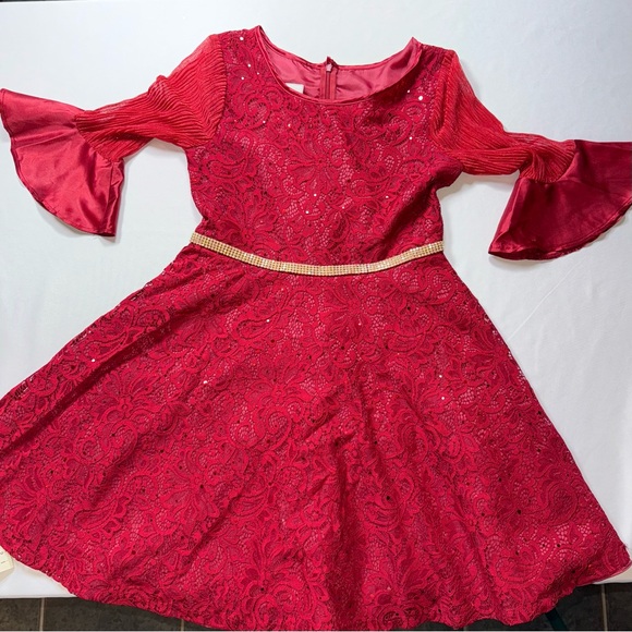Bonnie Jean Red Lace Dress - Picture 3 of 12
